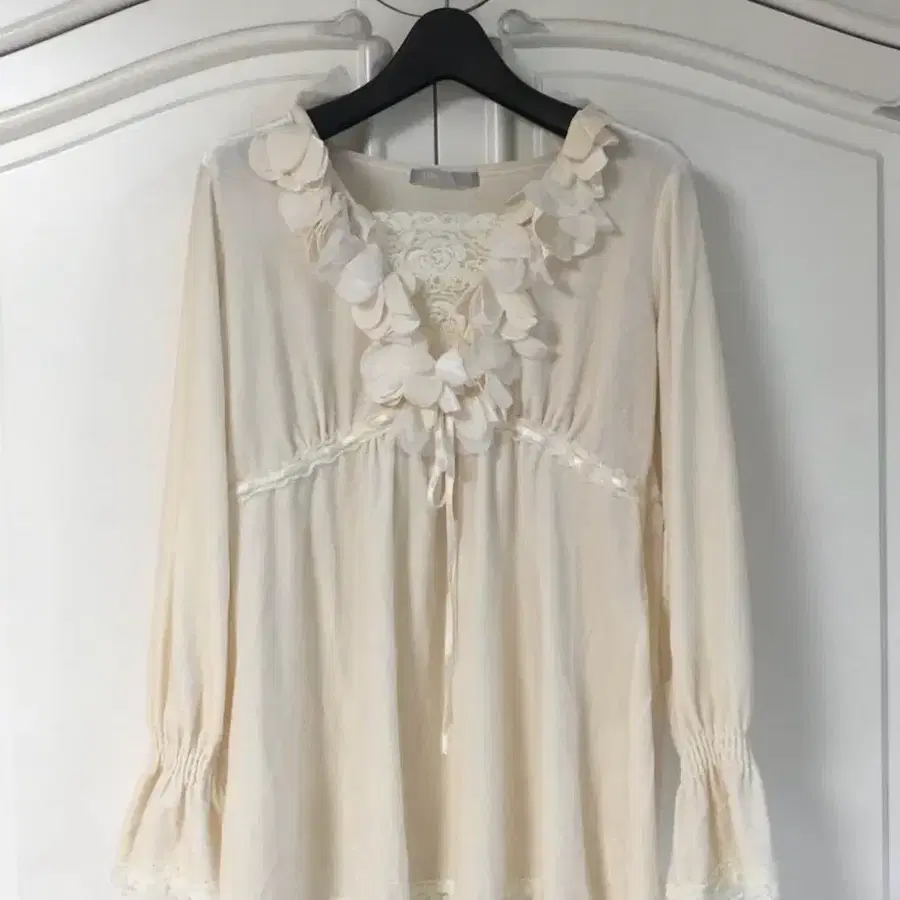 jpn vintage ivory lace antique blouses