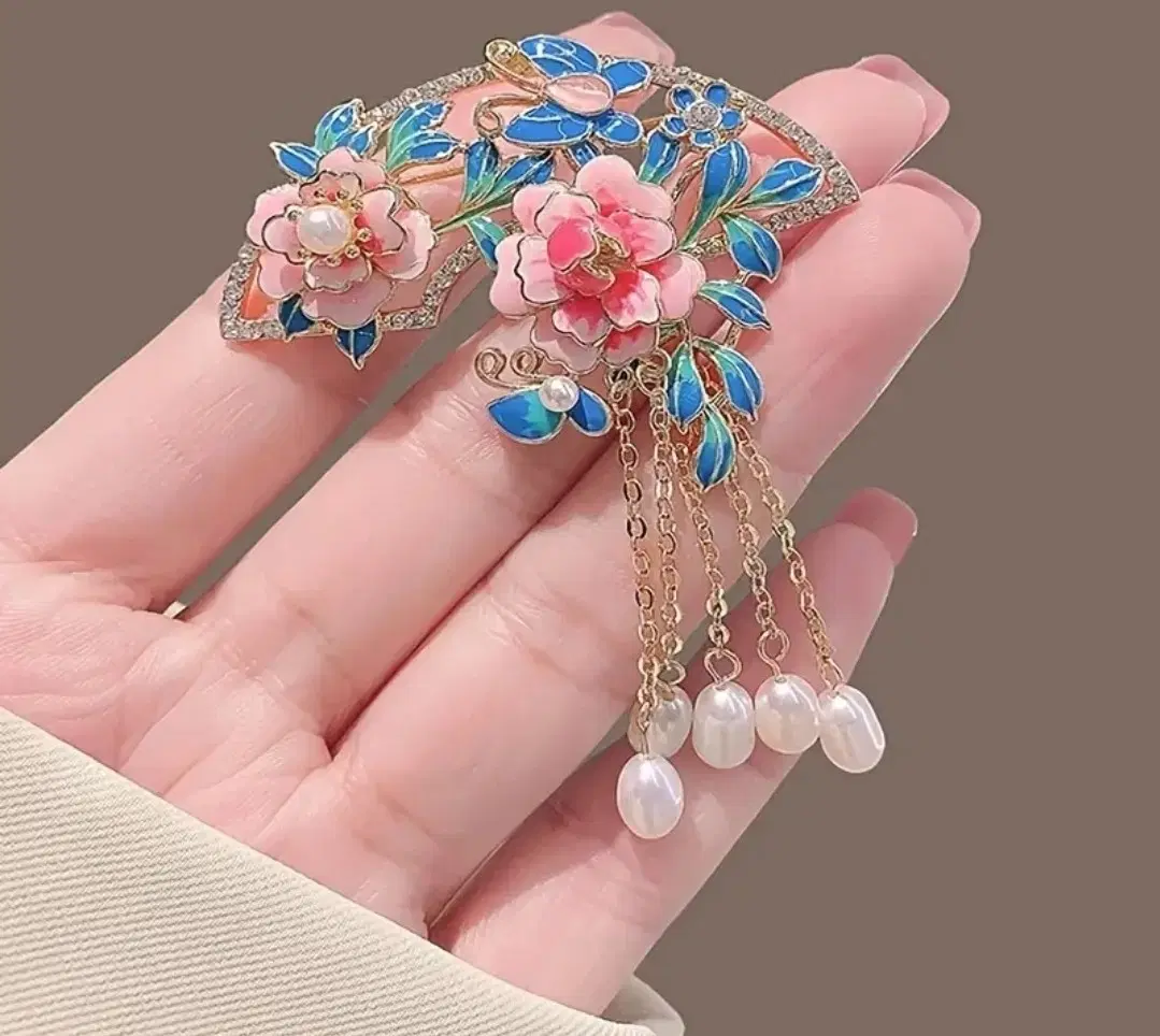 꽃 브로치 진주 장식
