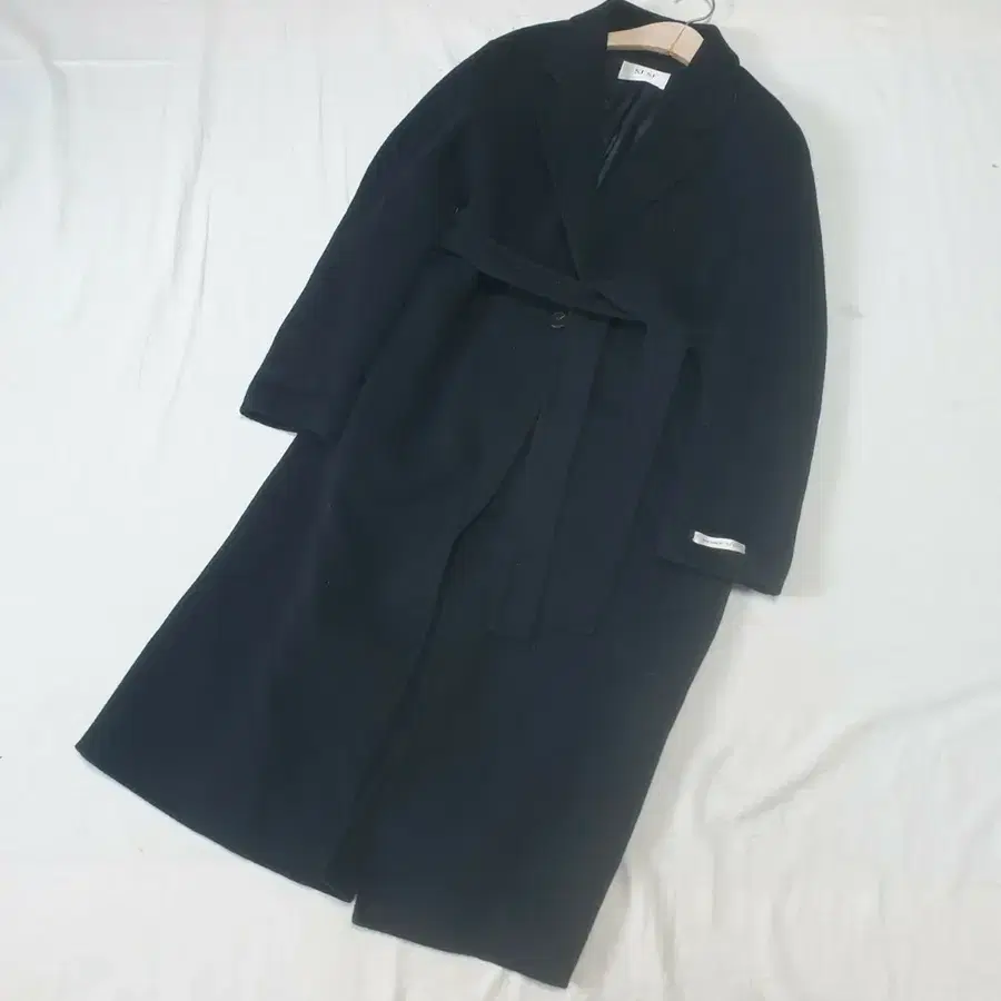 SJSJ 23fw 블랙 양모 캐시미어 벨티드 코트