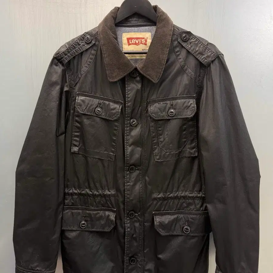 Levis 리바이스 블랙색상 코듀로이카라 밀리터리 필드 자켓
