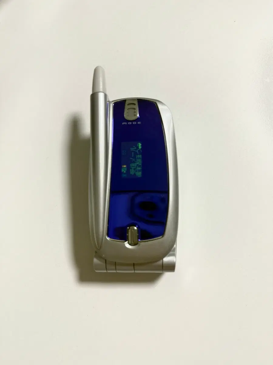 일본폰 목업폰 고전폰 y2k 휴대폰 도코모