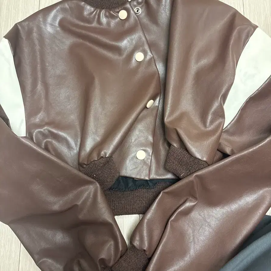 레더 블루종 자켓 브라운