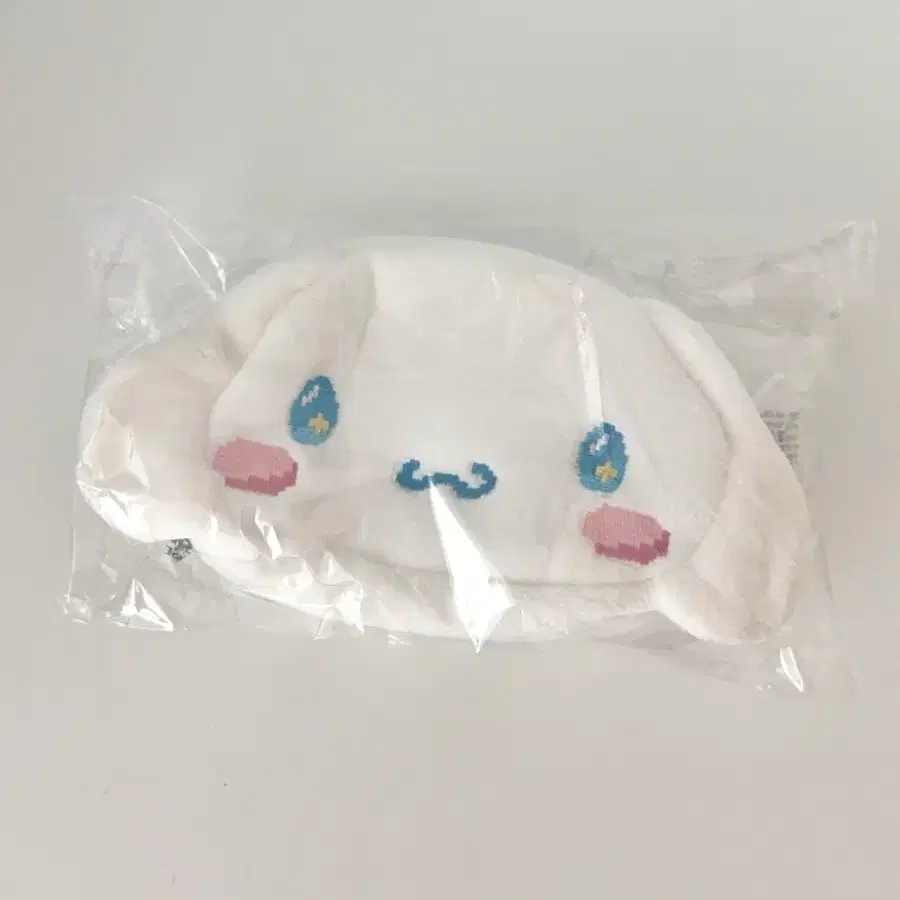 아누아 산리오 시나모롤 파우치