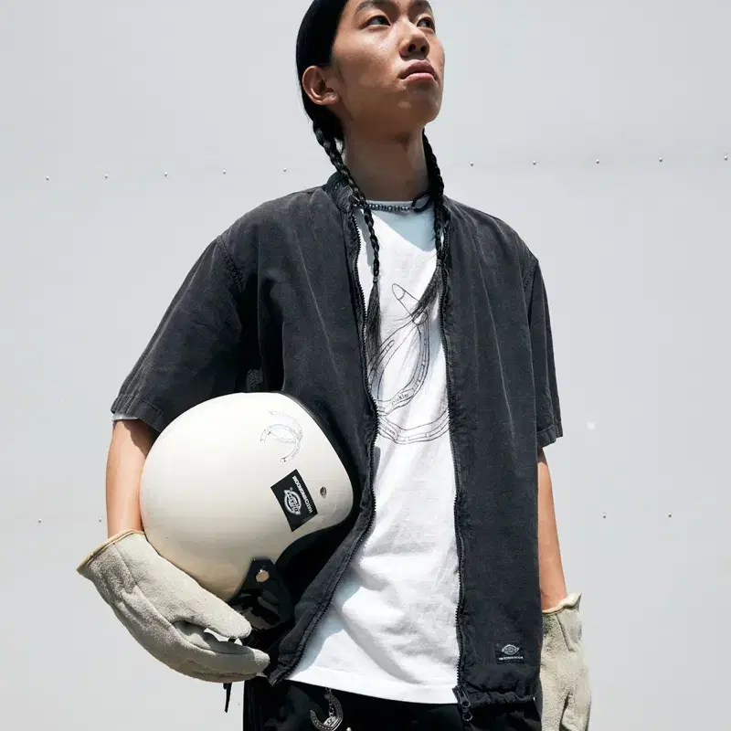 [해칭룸] Zip Shirket Washed Black