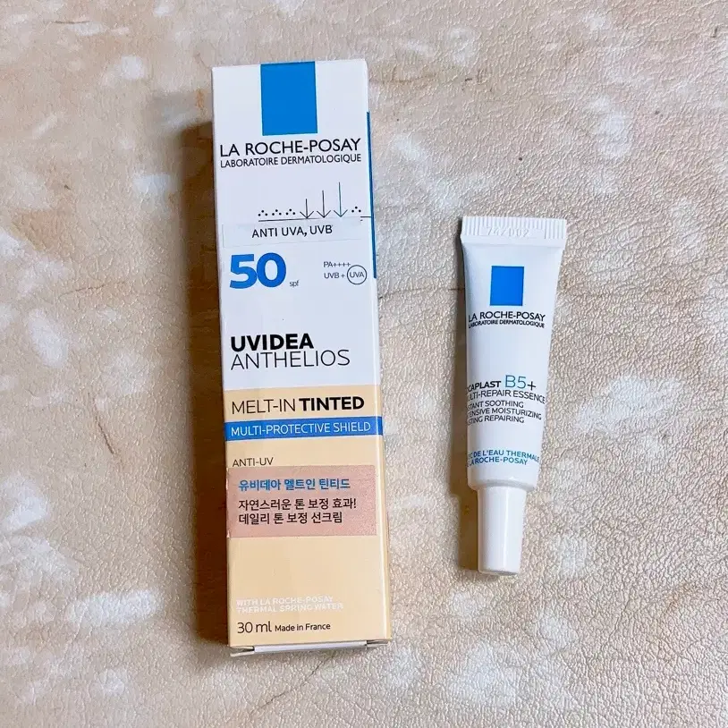 [주말가격/공홈정품] 라로슈포제 선크림 멜트인 틴티드 30ml