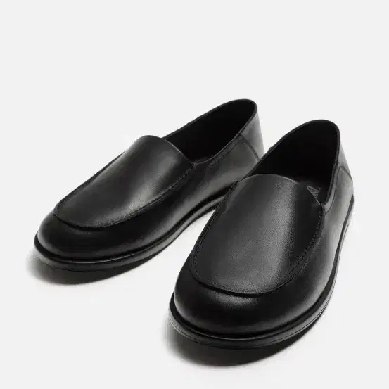 [45] 자라 레더 로퍼 더로우맛 zara