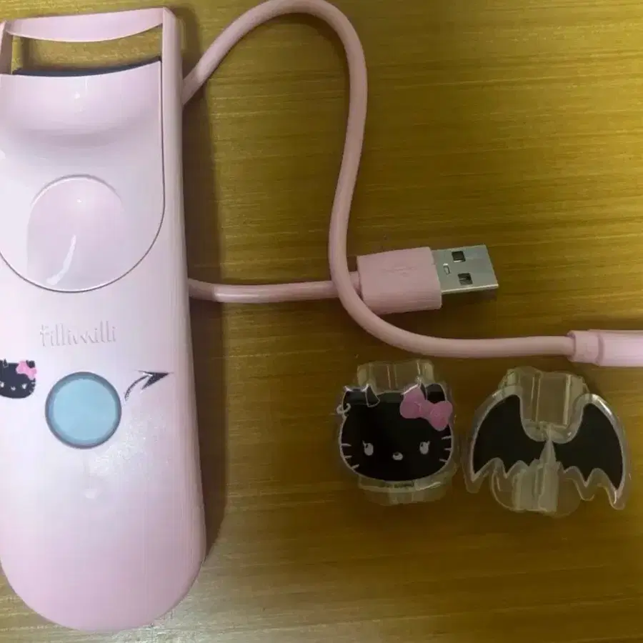 필리밀리 히팅뷰러 악마 헬로키티 핑크 뷰러 와이드핏