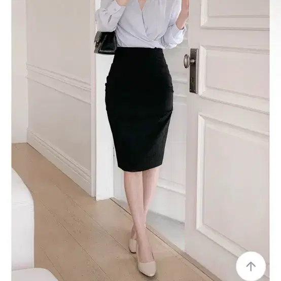 새상품 프롬데이원 골반메이드 h라인 셔링 5부스커트 블랙롱스커트