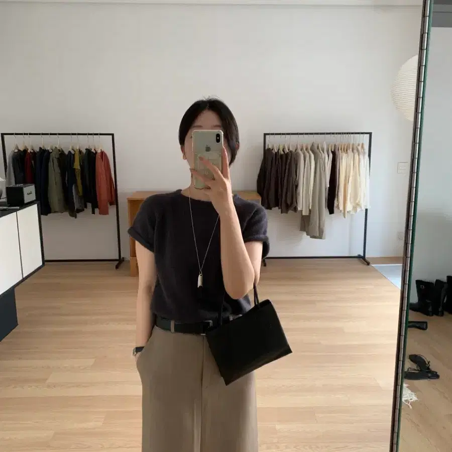 샵이플 라쿤하프니트 차콜브라운