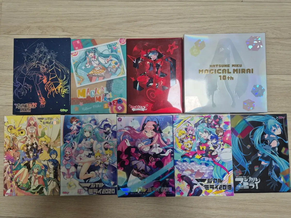 하츠네 미쿠 매지컬 미라이 블루레이 및 DVD 일괄판매