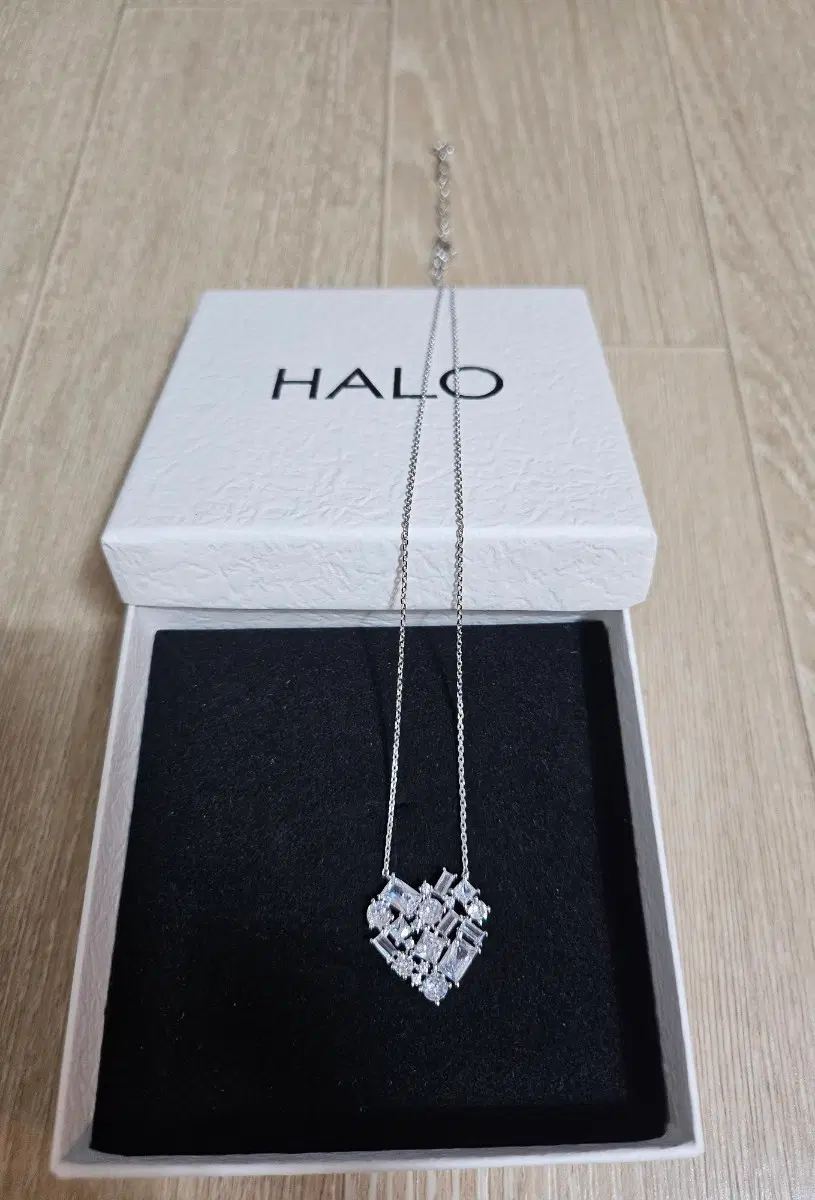 HALO 하트 펜던트 목걸이(새거)