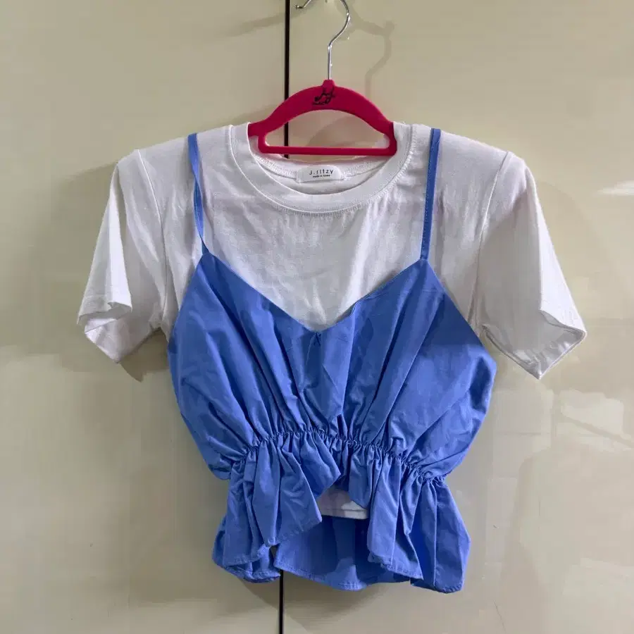 제이릿지 뷔스티에 레이어드 티셔츠(흰,검)