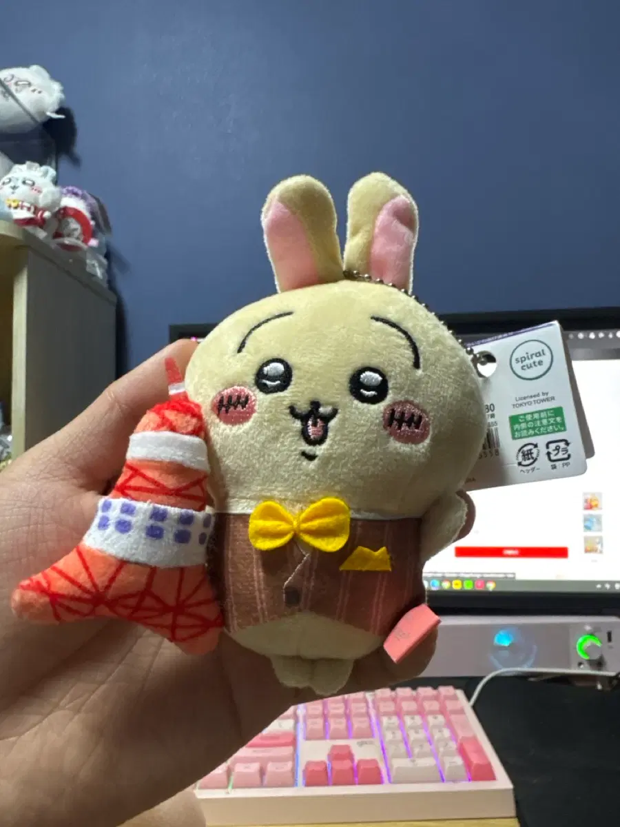 치아카와 우사기 도쿄타워 인형