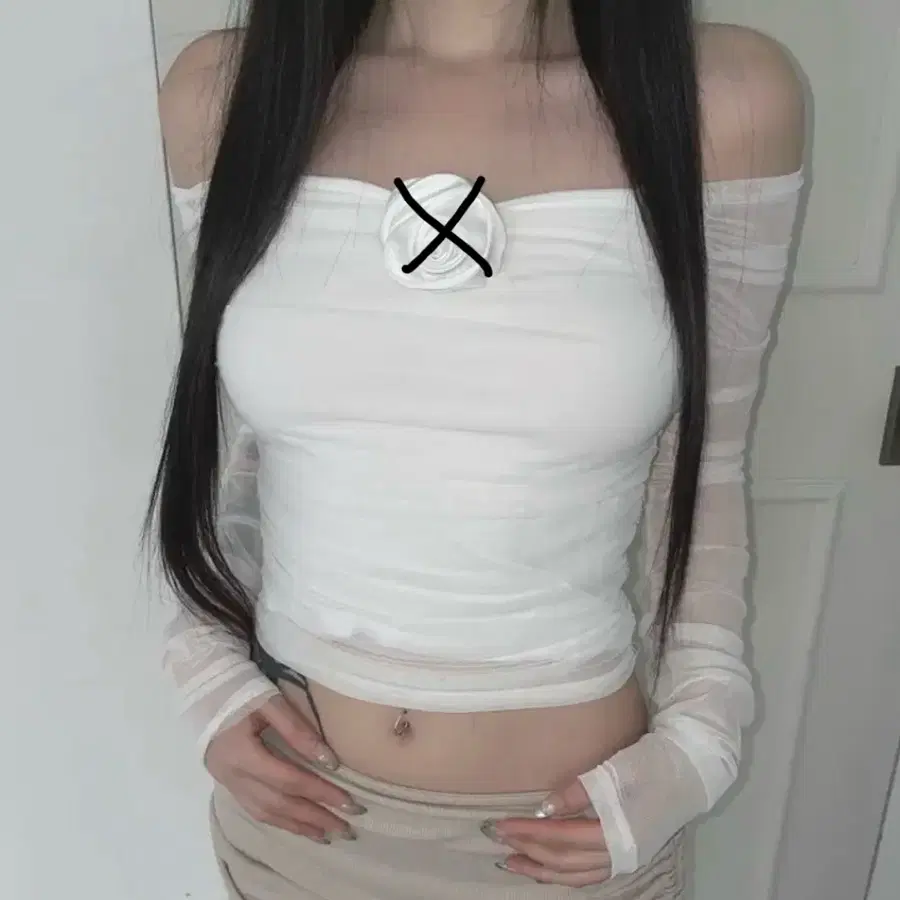 꽃 원래 X)시스루 오프숄더 원오프 탑 긴팔 티셔츠 화이트 에이블리