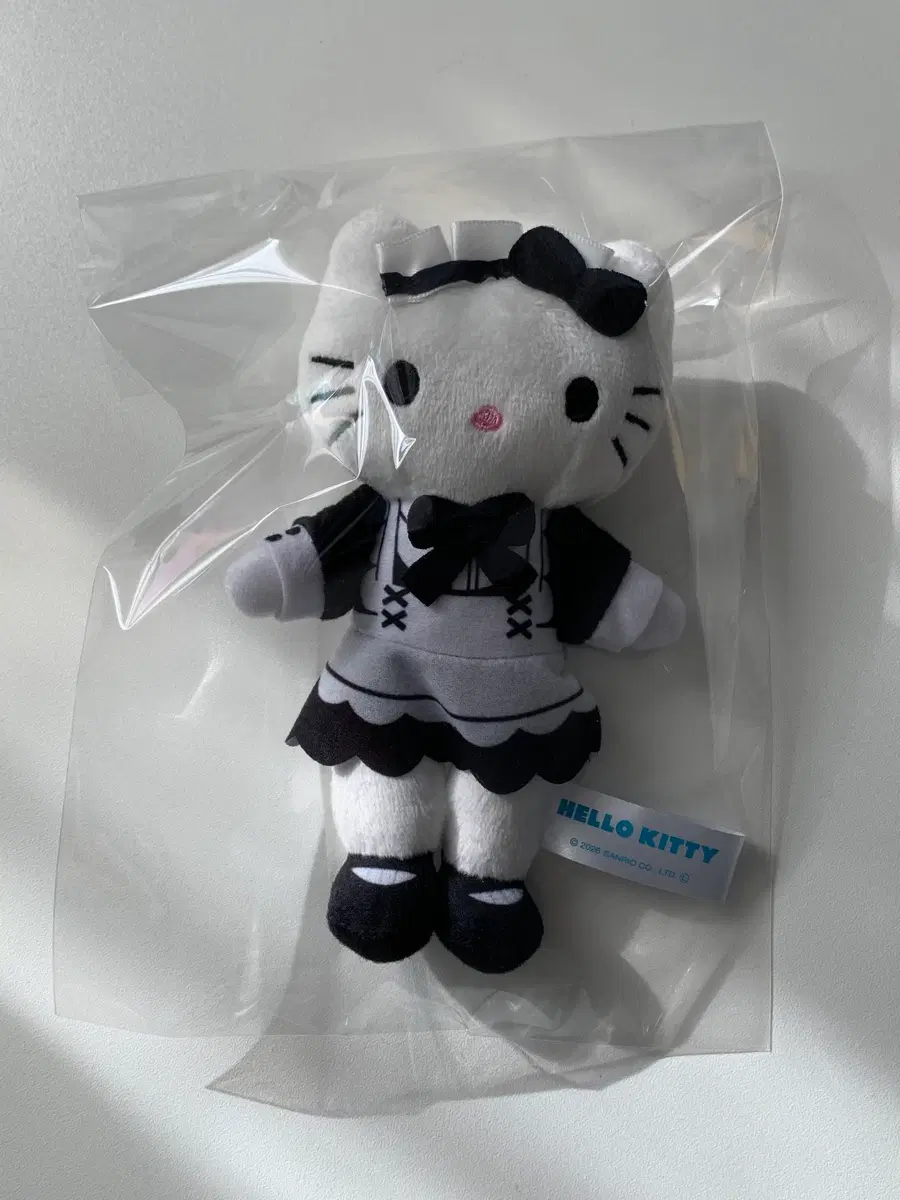 롱다리키티 메이드 인형 키링