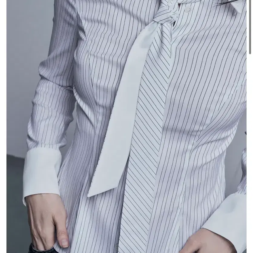 Swallowshadow TIE SET SLIM-FIT STRIPE SHIRT_WHITE
