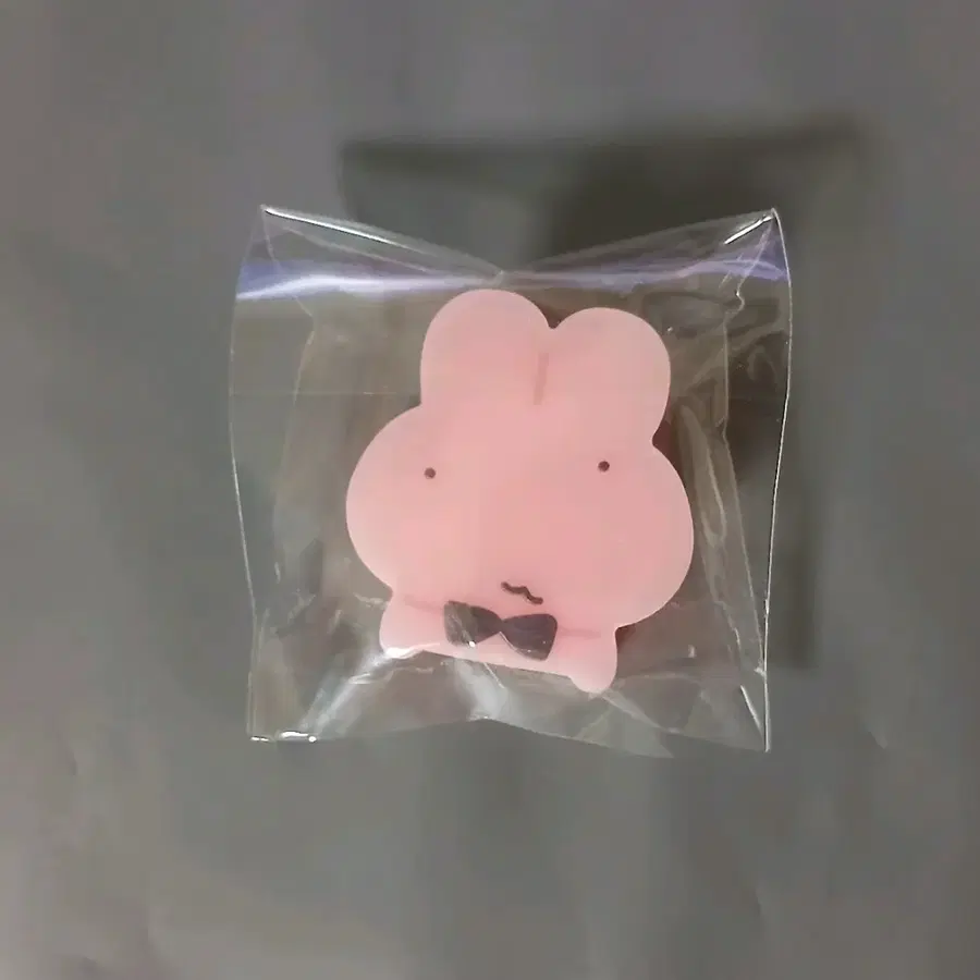 괴담출근 괴출 아크릴집게 브라운 착친 착한친구 비공굿 비공식굿즈