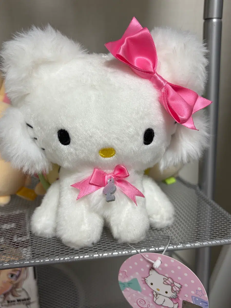헬로키티인형 팝니다