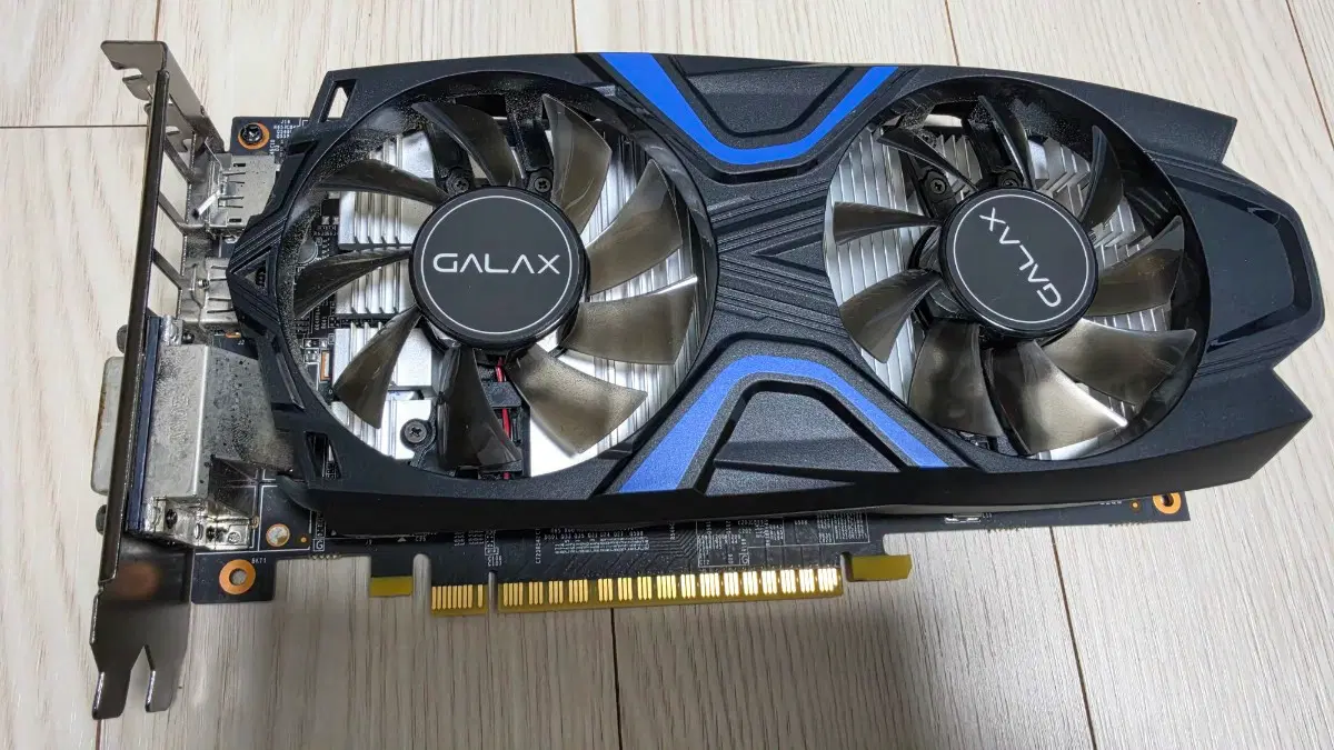 GALAX 갤럭시 지포스 GTX 1050 EXOC 2GB 듀얼팬 그래픽카드