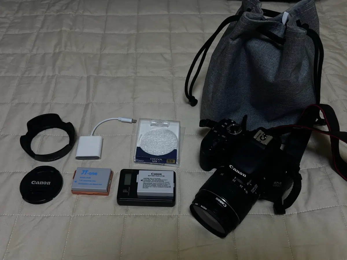 캐논 eos 600d 카메라, 18-55 번들렌즈 판매합니다