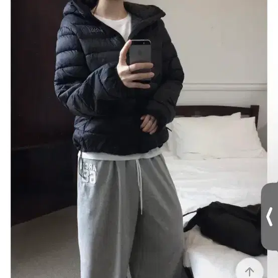 블랙 푸퍼 경량패딩