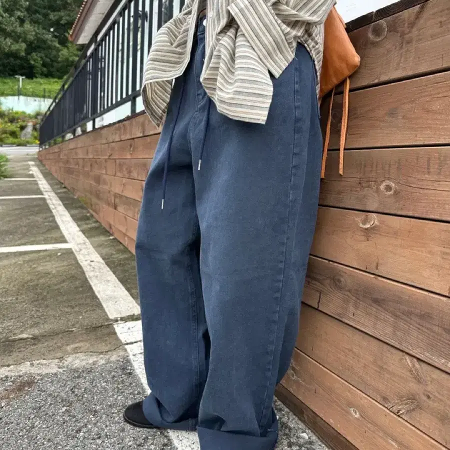 Pigment string wide pants / 피그먼트 스트링 와이드팬츠 컬러팬츠 와이드핏