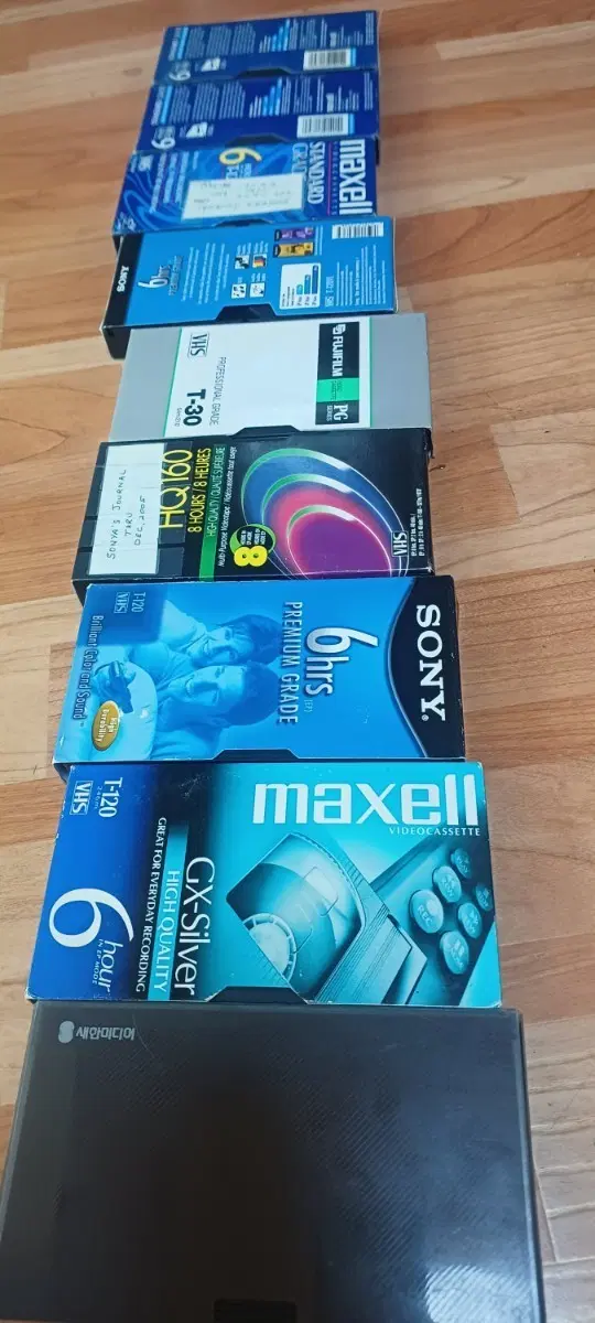 골동품 VHS 비디오 테이프 (소니/맥셀 등 / 미개봉 포함)단종된 레트로 희귀 테이프"