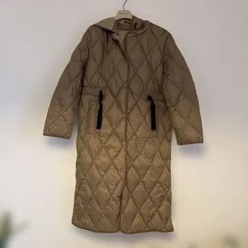 Zara 베이지 퀼팅 자켓 후드 부착