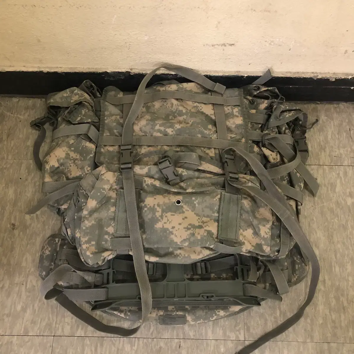ACU럭색B4. 미 육군 오리지널 MOLLE II 라지 럭색 대형 배낭 14
