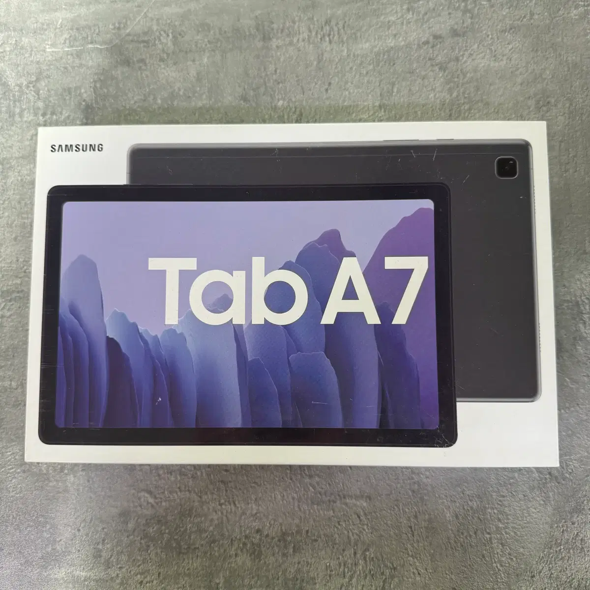 새제품 갤럭시 탭 A7 64GB 판매합니다.