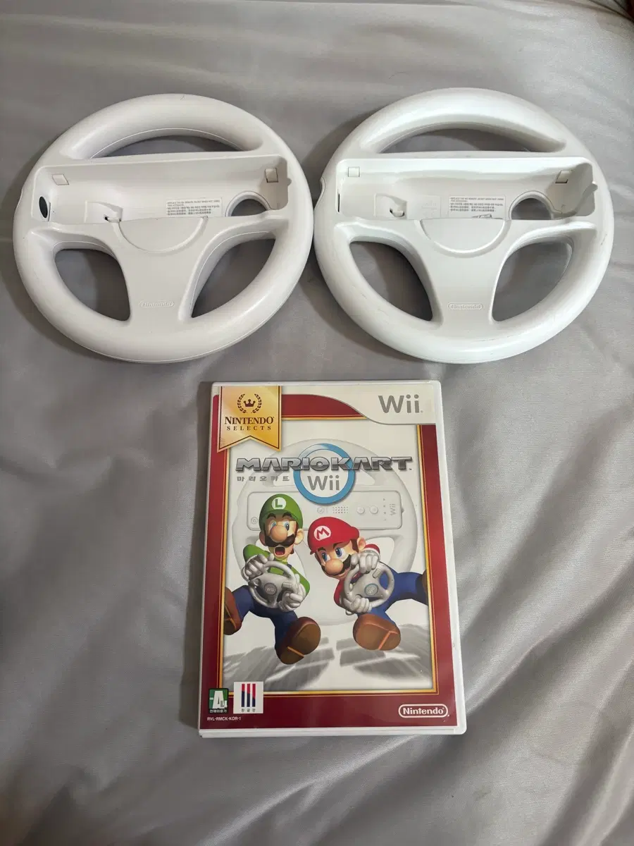 닌텐도 wii 마리오카트+핸들 판매합니다