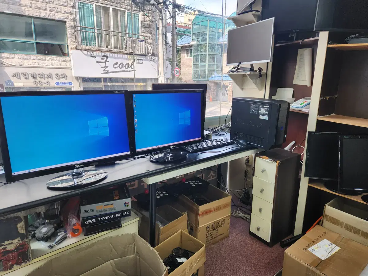 중고컴퓨터 사무용 게임용본체 전국특배 퀵도가능함니다 특급세일
