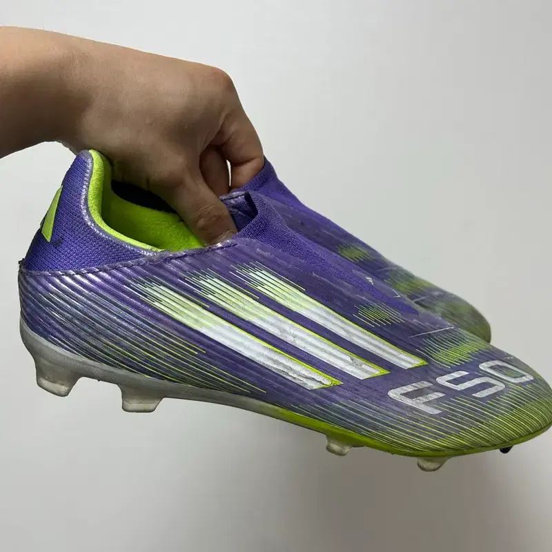 아디다스 축구화 F50 270