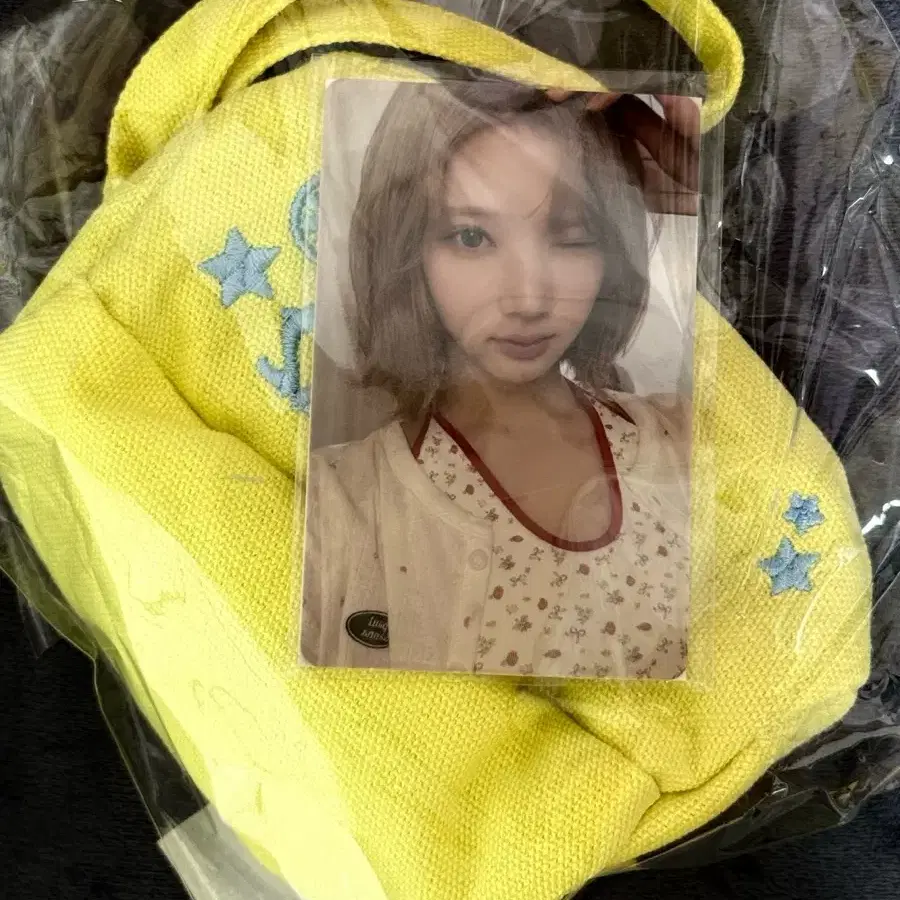 하투하 하뀨하 지우 포카 파우치 레몬탱 팝업