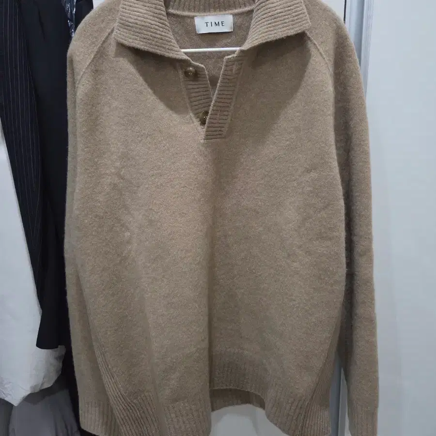타임옴므 22fw 카라 니트 100 베이지