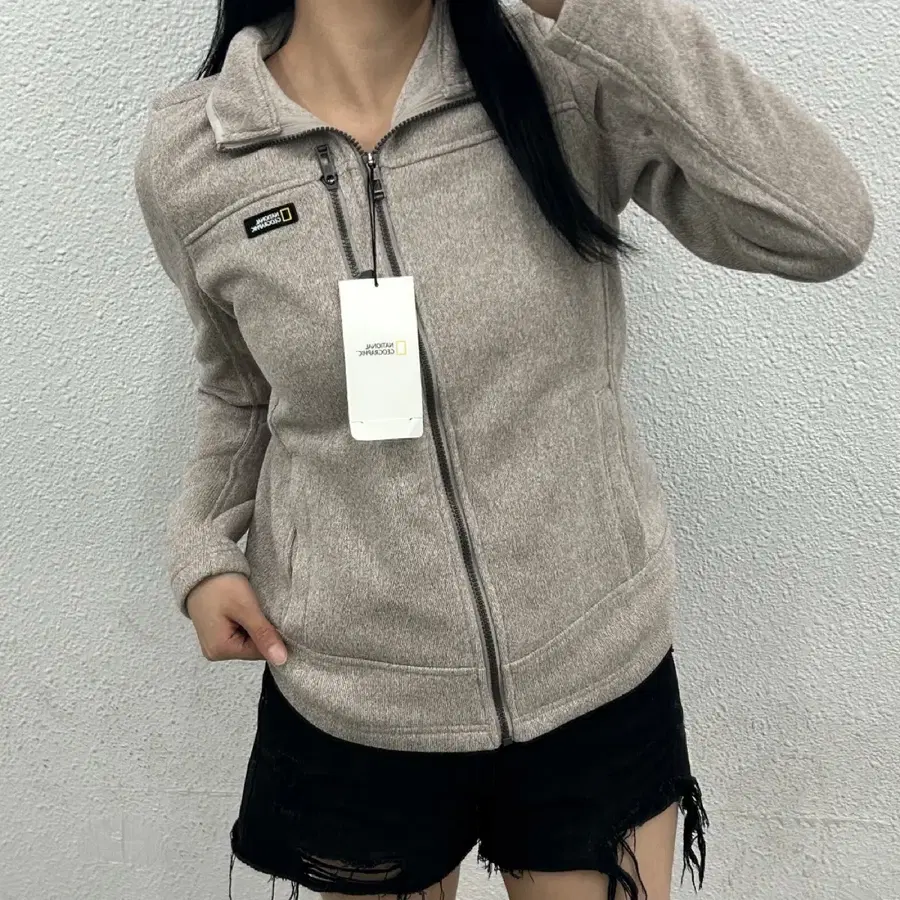 내셔널지오그래픽 사이드지퍼 아이보리 집업 M(새상품