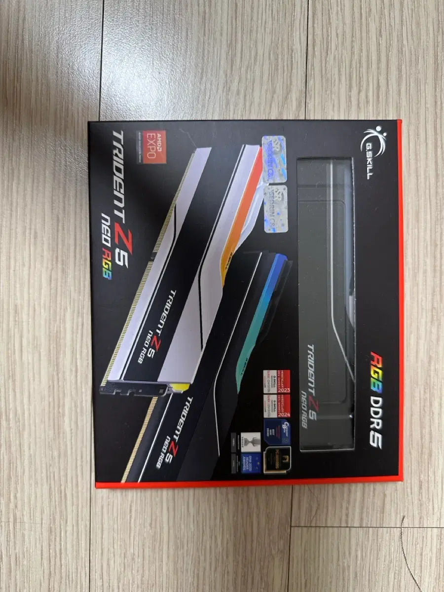지스킬 DDR5-6000 CL36 TRIDENT Z5 NEO RGB J 패키지 64GB(32Gx2)