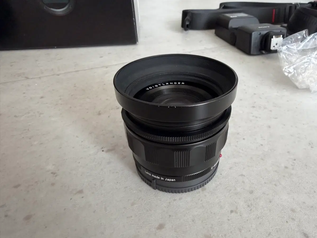 보이그렌더 녹턴 클래식 35mm F1.4 소니 E마운트