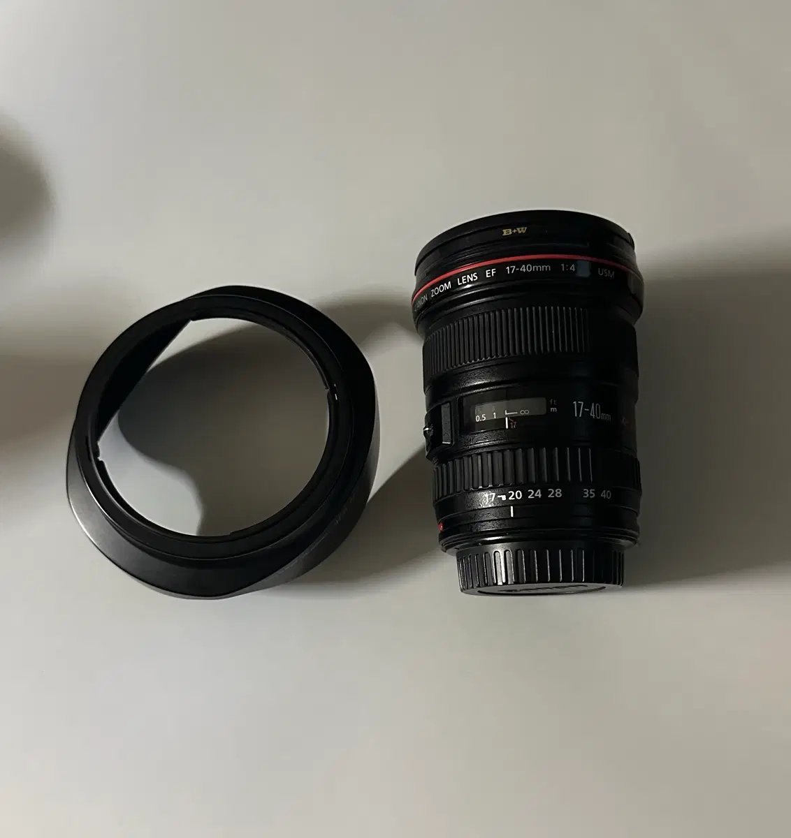 캐논 EF 17-40mm F4L USM 렌즈 렌즈 후드 포함