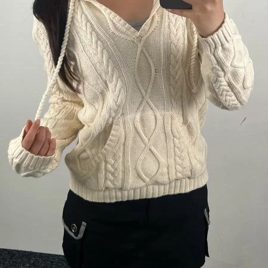 폴로 진스 꽈배기 후드니트