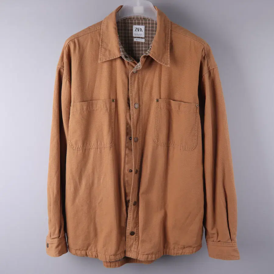 자라(ZARA) 브라운 컬러 투포켓 오버핏 워크 셔츠 자켓 (L)