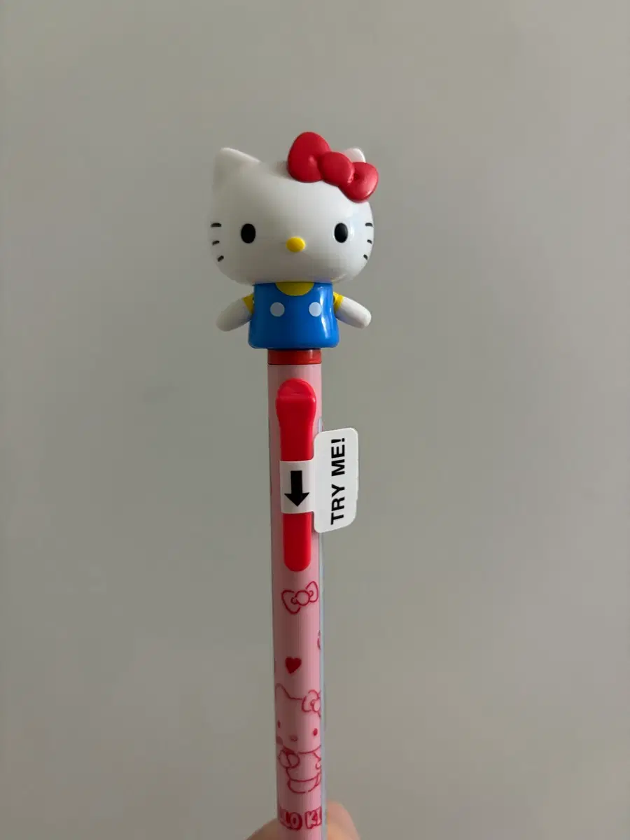 산리오 헬로키티 볼펜