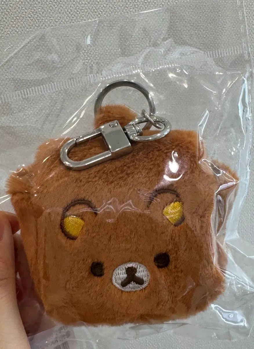 리락쿠마 에어팟 케이스