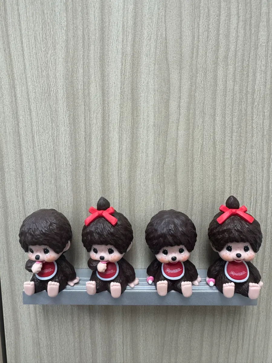 몬치치 피규어 4종 일괄