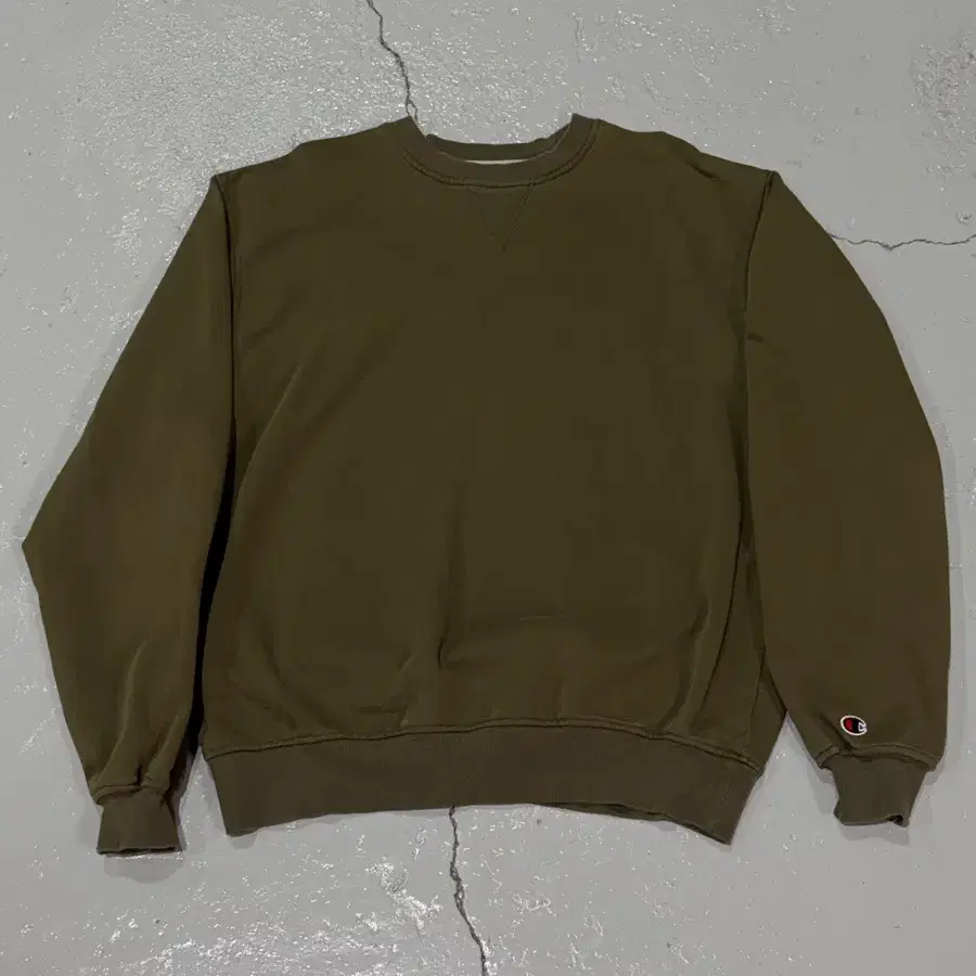 00s 챔피온(Champion) 올리브(카키) 빈티지 블랭크 스웻셔츠