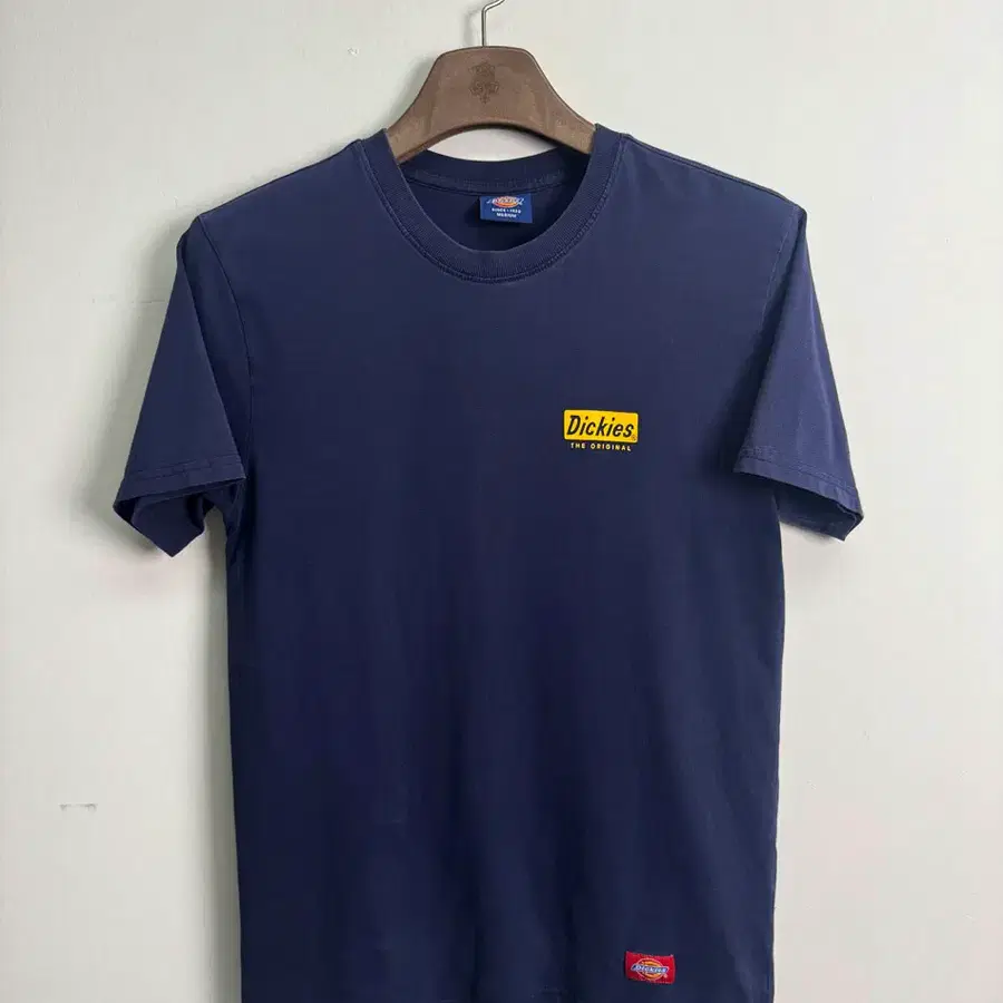 디키즈 (Dickies) 오리지널 로고 박스 반팔 티셔츠 (표기 M 95 / 남성 90-95 추천)