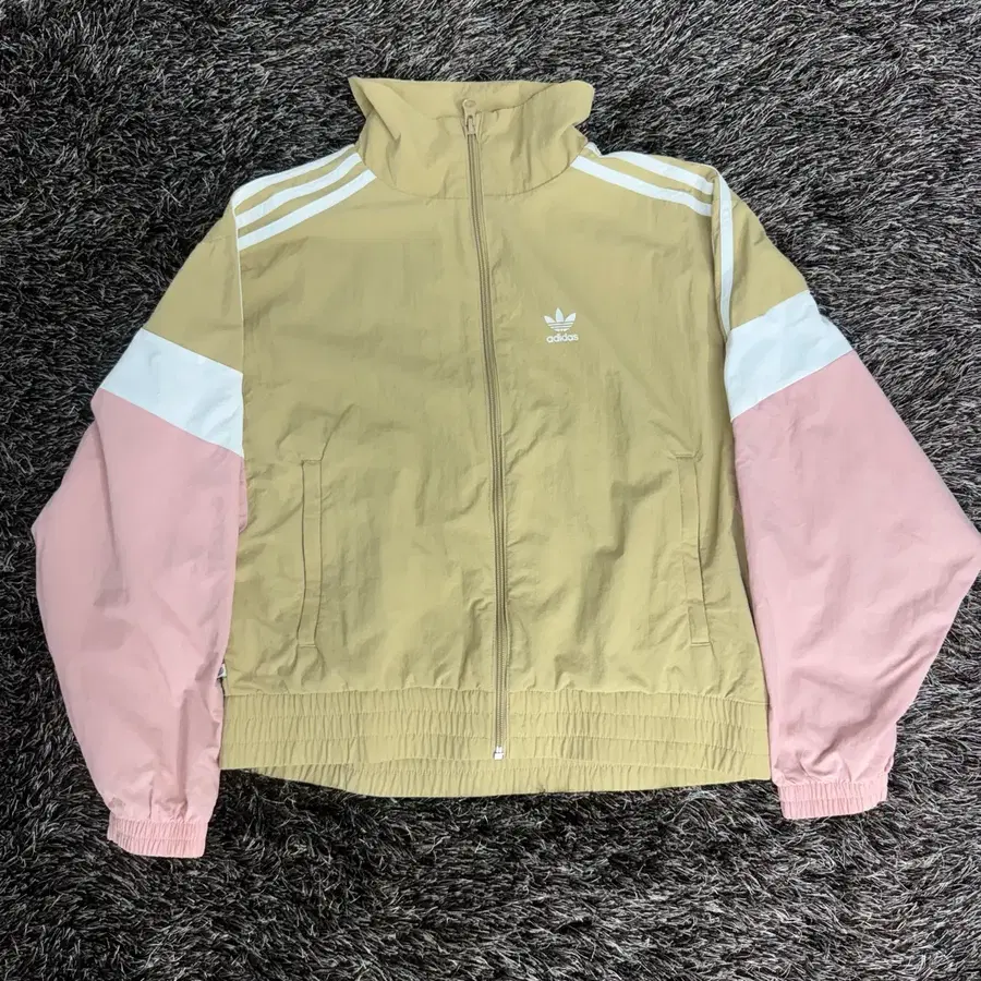 아디다스 바람막이 xs