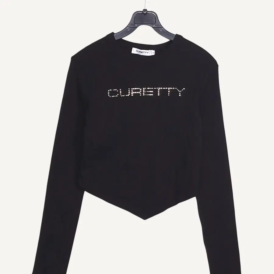 큐리티 CURETTY 검정 크롭 긴팔티셔츠 S (새상품)_A1118