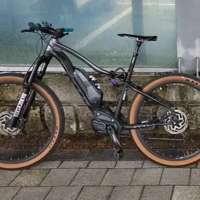 첼로불렛xc60 전기mtb EMTB