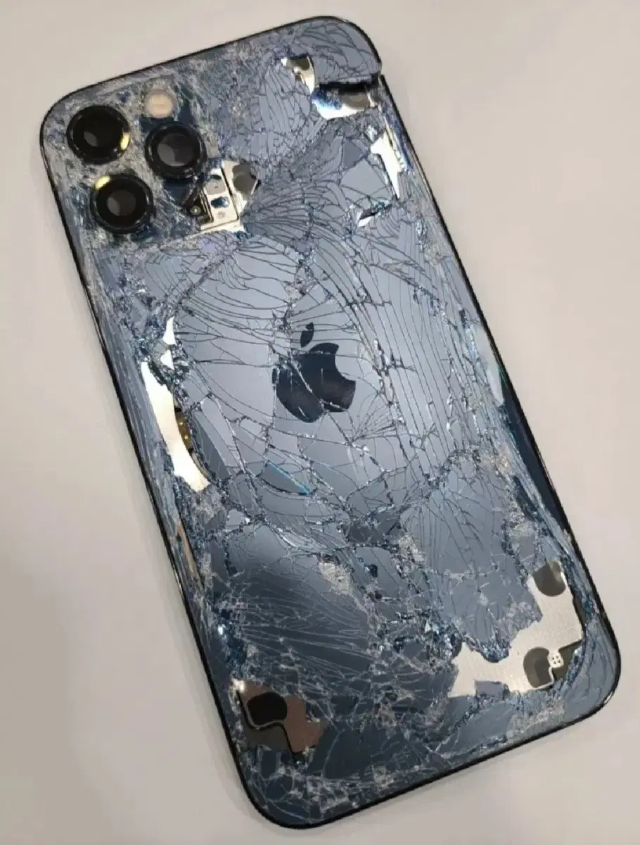 Used phone purchase, iPhone purchase, broken phone purchase, broken phone, damaged phone, cracked screen phone, iPhone broken phone, defective screen phone